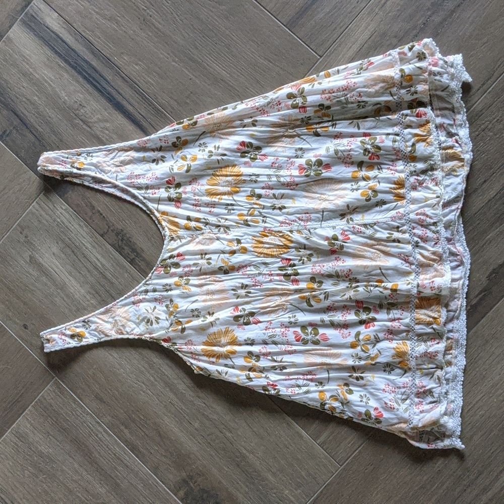Melrose and market floral tank top size s